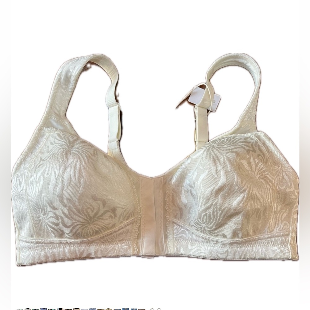 NWT Wingslove 36D white front closure bra.